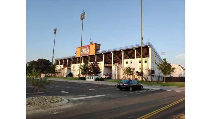 TTU Football Stadion von außen