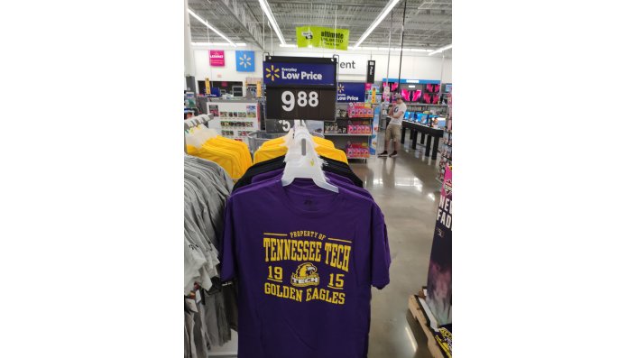 T-Shirt der TTU im Walmart