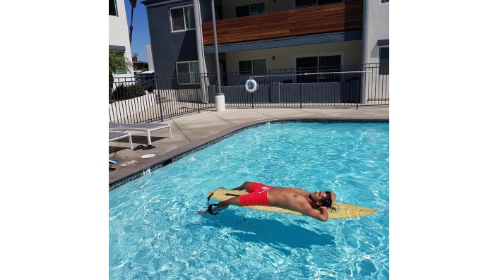 Beverly Plaza Apartments Pool