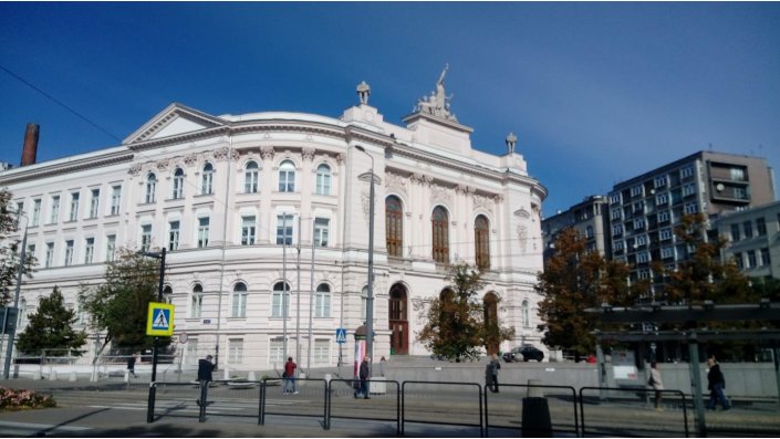 Hauptgebäude der Warsaw University of Technology