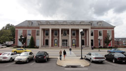 Blick auf das Mensagebäude der Tennessee Tech University (Bild: Chris Maier)