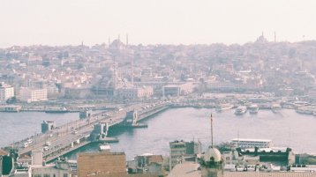 Blick auf Gebäude der Stadt Istanbul (Image: D.B. - TH Köln)