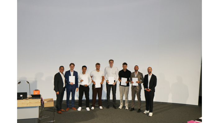 Graduiertenfest 26 Automotive Engineering Gruppenbild