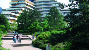 Das Ingenieurwissenschaftliche Zentrum der Fachhochschule Köln