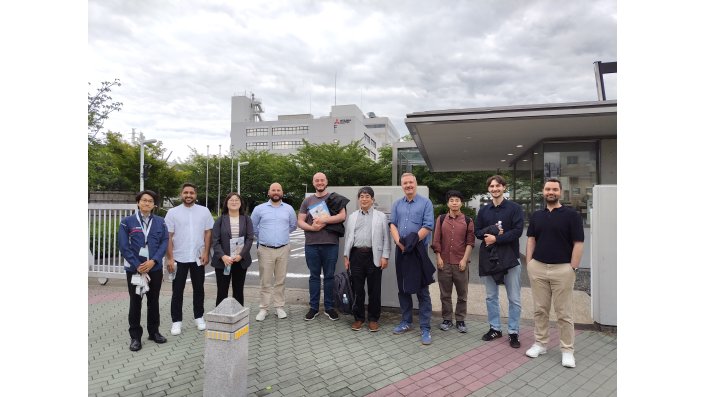 Colabo Team mit Mitarbeitenden der University of Tokyo