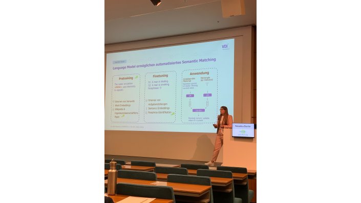 Foto Referentin Konferenz 