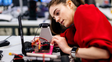 Elektrotechnik_BA Robotiklabor_Campus Gummersbach (Bild: )