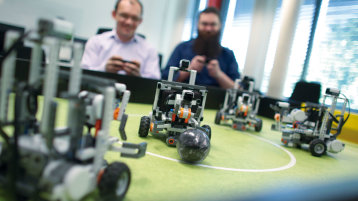 Atmo Labor_Roboterfußball (Bild: TH Köln, Thilo Schmülgen)