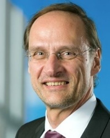 Thomas Bäck Thomas Bäck