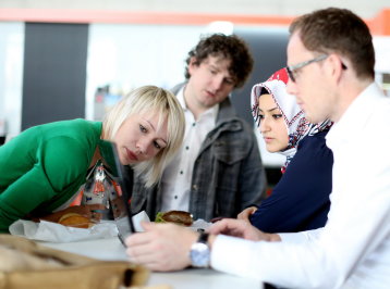 Lehren und Lernen im Team Lehren und Lernen im Team