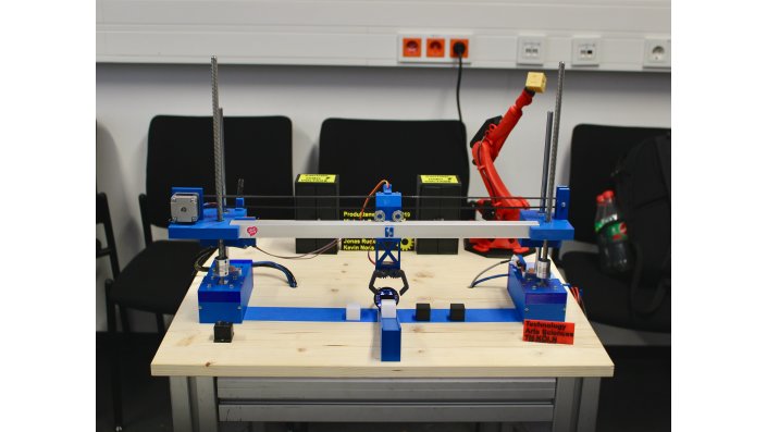 Studierende bauen Roboter Pyschny-st_Bild2