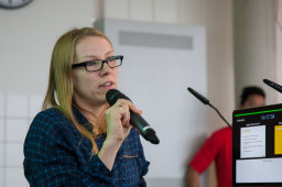 Hanne Hofmann erklärte ihre Arbeit Hanne Hofmann erklärte ihre Arbeit