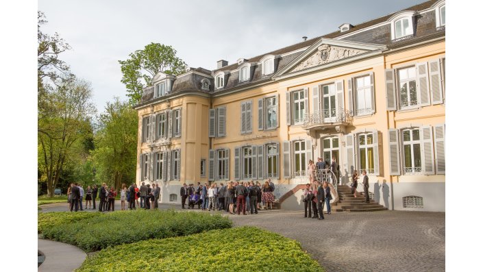 Get Together am Schloss Morsbroich