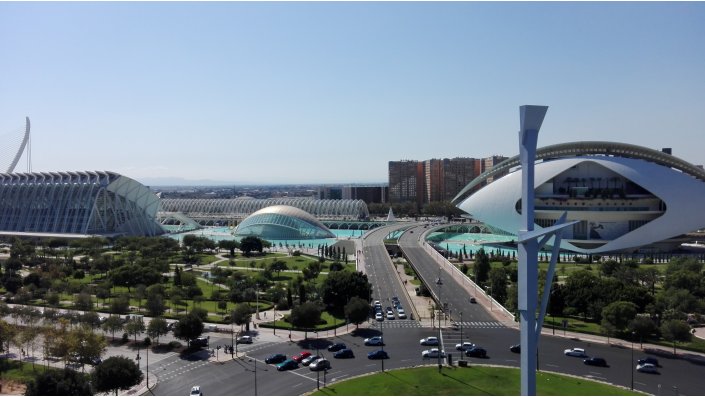 Die "Stadt der Künste und der Wissenschaften" in Valencia von dem Architekten Santiago Calatrava 