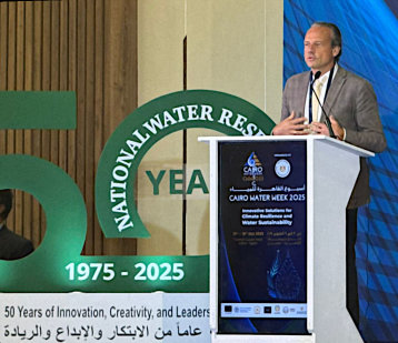 Prof. Dr. Lars Ribbe during his presentation titled “Water Knows No Borders: How Historical Partnerships Can Inspire Innovative Solutions” Prof. Dr. Lars Ribbe during his presentation titled “Water Knows No Borders: How Historical Partnerships Can Inspire Innovative Solutions”