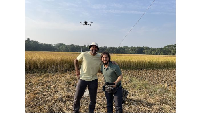 The TH-Koeln team at one of the field sites carrying out a drone flight with multi-spectral camera