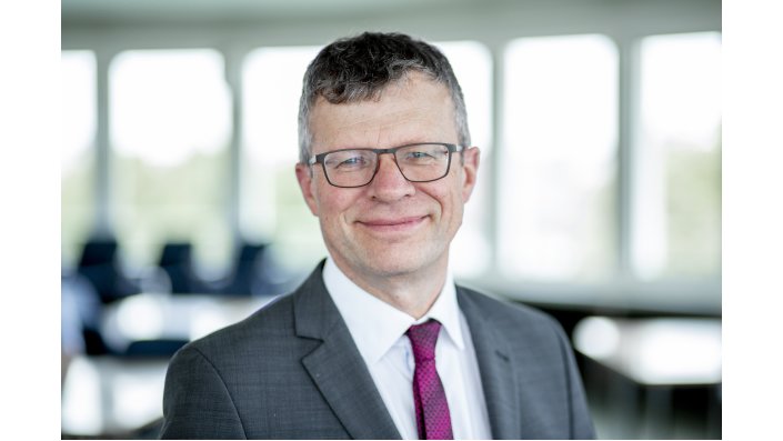 Prof. Dr. Klaus Becker