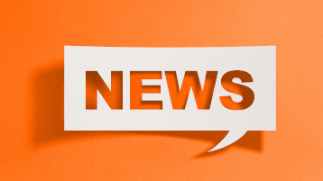 Speech bubble saying "News" on orange background (Bild: AdobeStock_251128433_goir)