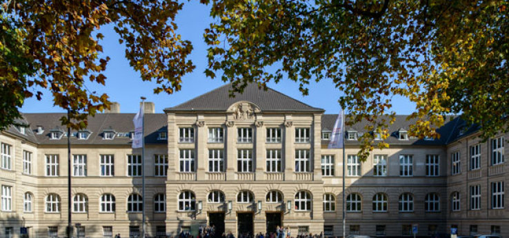 Campus Südstadt, Claudiusstraße (Bild: Costa Belibasakis/TH Köln)