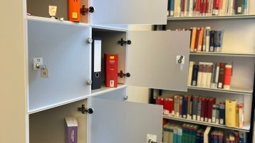 Schließfächer im Lesesaal der Campusbibliothek Südstadt Schließfächer im Lesesaal der Campusbibliothek Südstadt