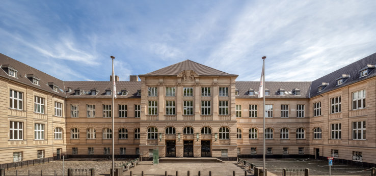 Gebäude Claudiusstraße der TH Köln (Image: Sebastian Hopp / TH Köln)