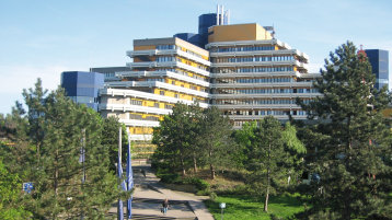 Ingenieurwissenschaftliches Zentrum am Campus Deutz (Bild: Carasana/FH Köln)