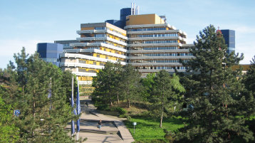 Ingenieurwissenschaftliches Zentrum am Campus Deutz (Bild: Carasana/FH Köln) Ingenieurwissenschaftliches Zentrum am Campus Deutz (Bild: Carasana/FH Köln)