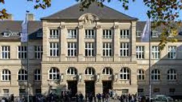 Campus Südstadt der TH Köln – Claudiusstrasse (Bild: Costa Belibasakis/TH Köln) Campus Südstadt der TH Köln – Claudiusstrasse (Bild: Costa Belibasakis/TH Köln)