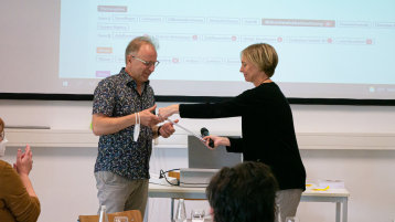 Gewinner der diesjährigen digiFellow-Ausschreibung Prof. Dr. Uwe Dettmar mit Prof. Dr. Sylvia Heuchemer