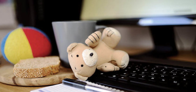 Teddy vor Tastatur (Bild:pixabay)
