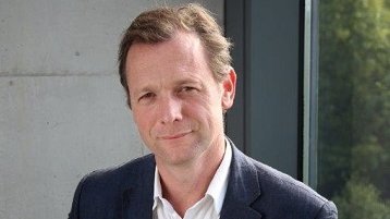 Prof. Dr. Martin Mullins Prof. Dr. Martin Mullins