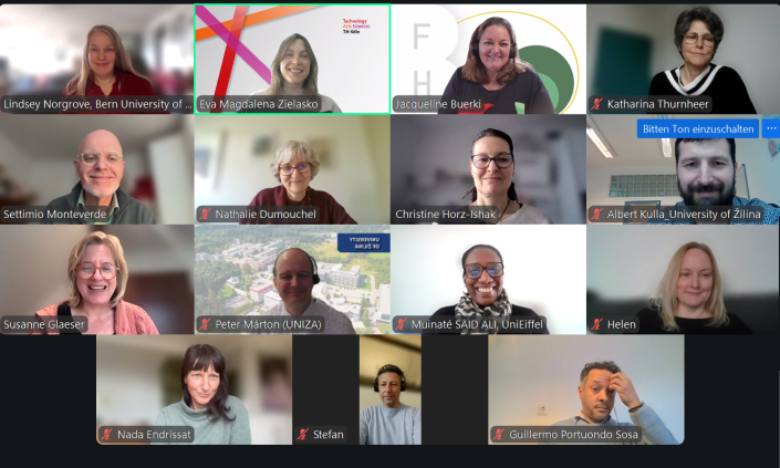 Screenshot eines Zoom-Calls: Zu sehen sind 15 Teilnehmende eines Workshops.