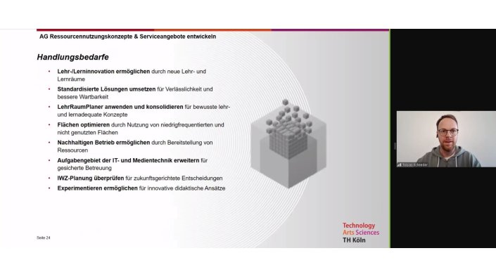 Tobias Scheeder präsentiert Handlungsbedarfe aus der AG Ressourcennutzungskonzept