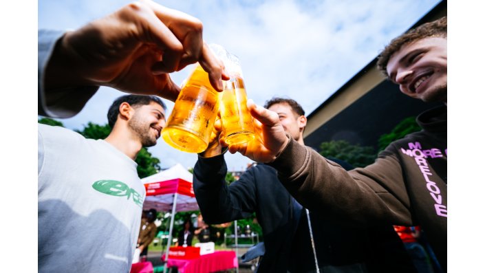 Kölsch vom Fass gab es ebenso