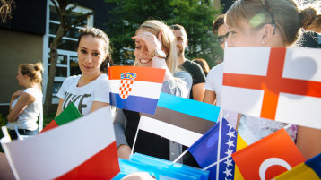 Studierende vor ihrem Auslandsaufenthalt (Image: FH Köln / Costa Belibasakis)