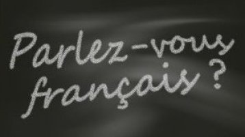 Tafel mit Aufschrift "Parlez-vous français?" (Bild: Pixabay)