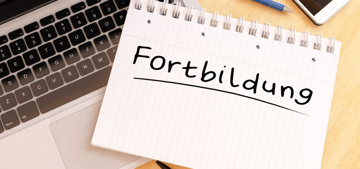 Fortbildung Notiz (Bild: Adobe Stock)