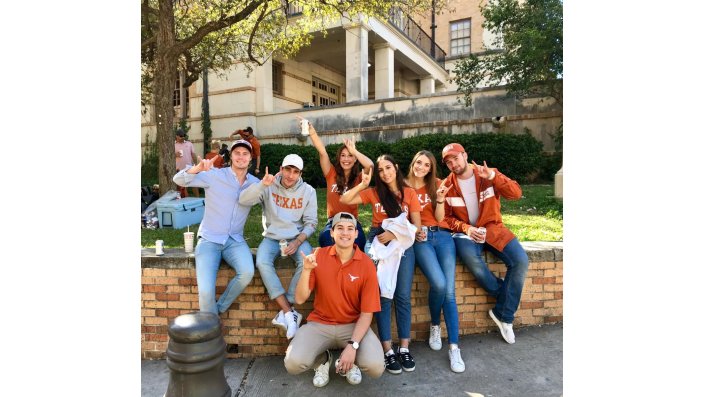 Marina Pavic (zweite von rechts) auf einem Ausflug in Texas.