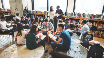 Workshop "Erfolgreich studieren - aber wie?" (Bild: iStock.com/Rawpixel)