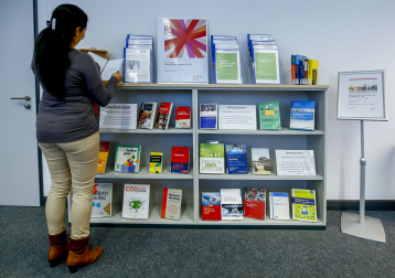 So sah der Handapparat zur HIP in der Hochschulbibliothek am Campus Südstadt im Wintersemester 2018/19 aus