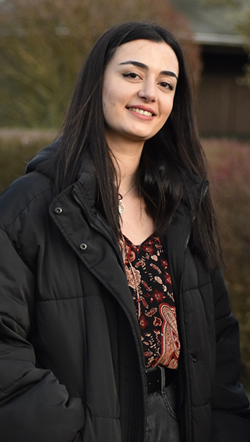 Midia Mohammad Midia Mohammad