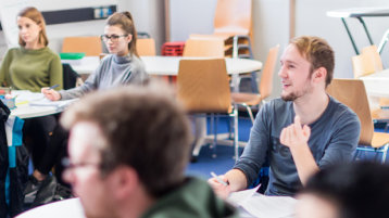 Studierende der TH Köln in einer Seminarsituation (Image: Thilo Schmülgen/TH Köln)