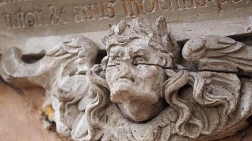 Ein bildhauerisches Detail an einem steinernden Epitaph (Bild: TH Köln - CICS)
