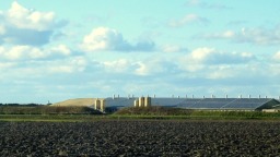 Erneuerbare Energien in der Landschaft – Wind, Solar und Biomasse  (Bild: Eberhard Waffenschmidt/FH Köln)