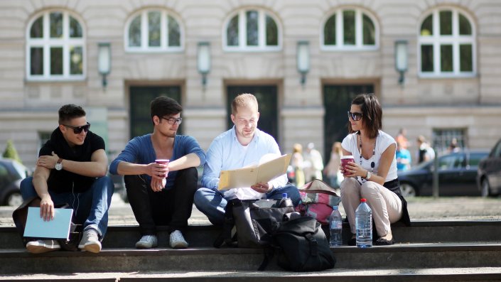 Bewerbung für den Masterstudiengang Versicherungsrecht Bewerbung für den Masterstudiengang Versicherungsrecht