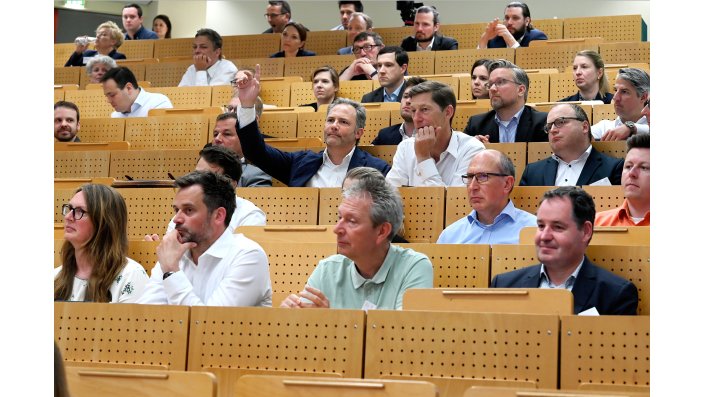 Ein Teil des Publikums im Hörsaal