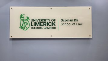 Schild der University of Limerick (Bild: Akademie für wissenschaftliche Weiterbildung) Schild der University of Limerick (Bild: Akademie für wissenschaftliche Weiterbildung)