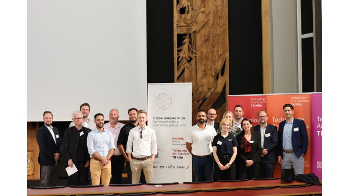 Alumni und Teilnehmer:innen der Weiterbildung „Cyber Insurance Manager:in“
