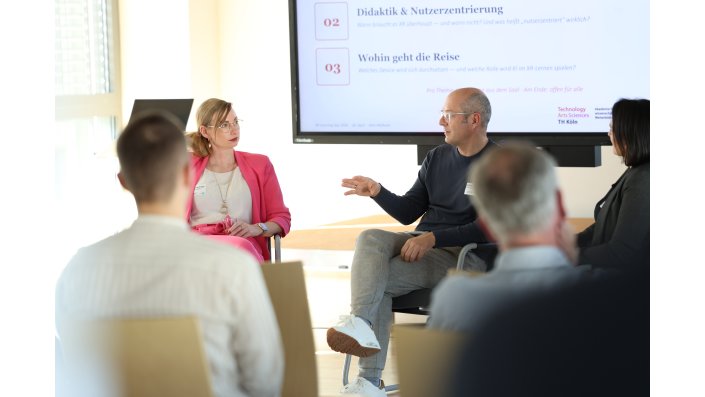Michael Stock fügt der Diskussion seinerseit etwas hinzu.