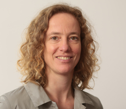 Prof. Dr. Angela Tillmann